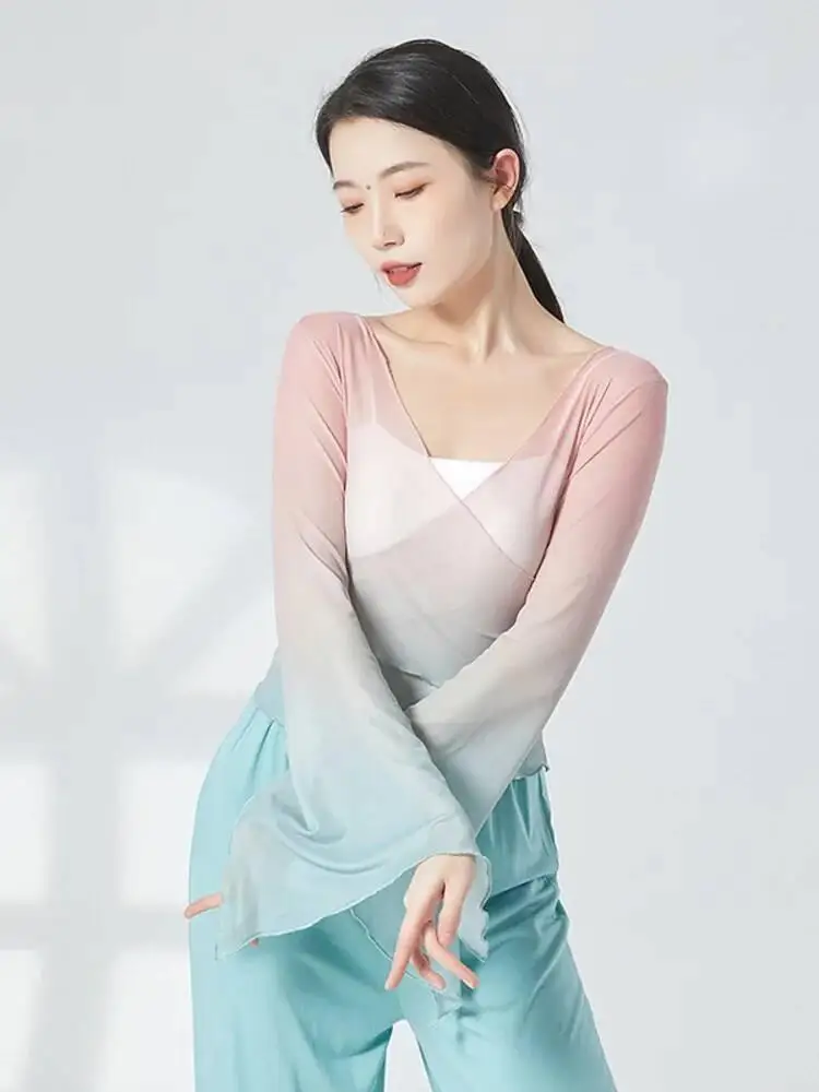 Camicia da ballo da donna in rete con scollo a V sfumato, vestibilità slim, manica a campana, top lungo per costume da palcoscenico per pratica di balletto jazz moderno