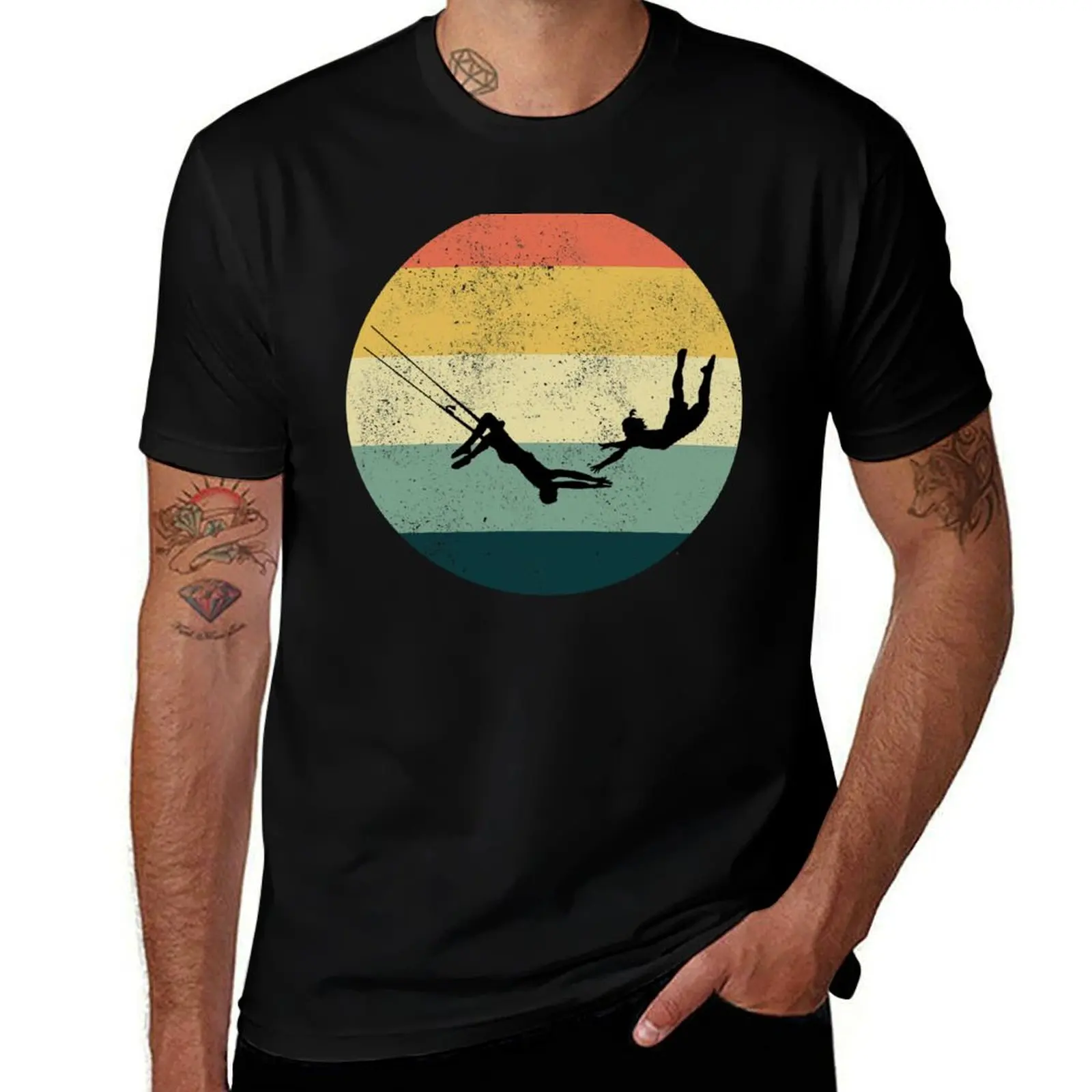 Flying Trapeze Artist Circus Gymnastics Vintage Retro T-Shirt Trend Art Print T-Shirt