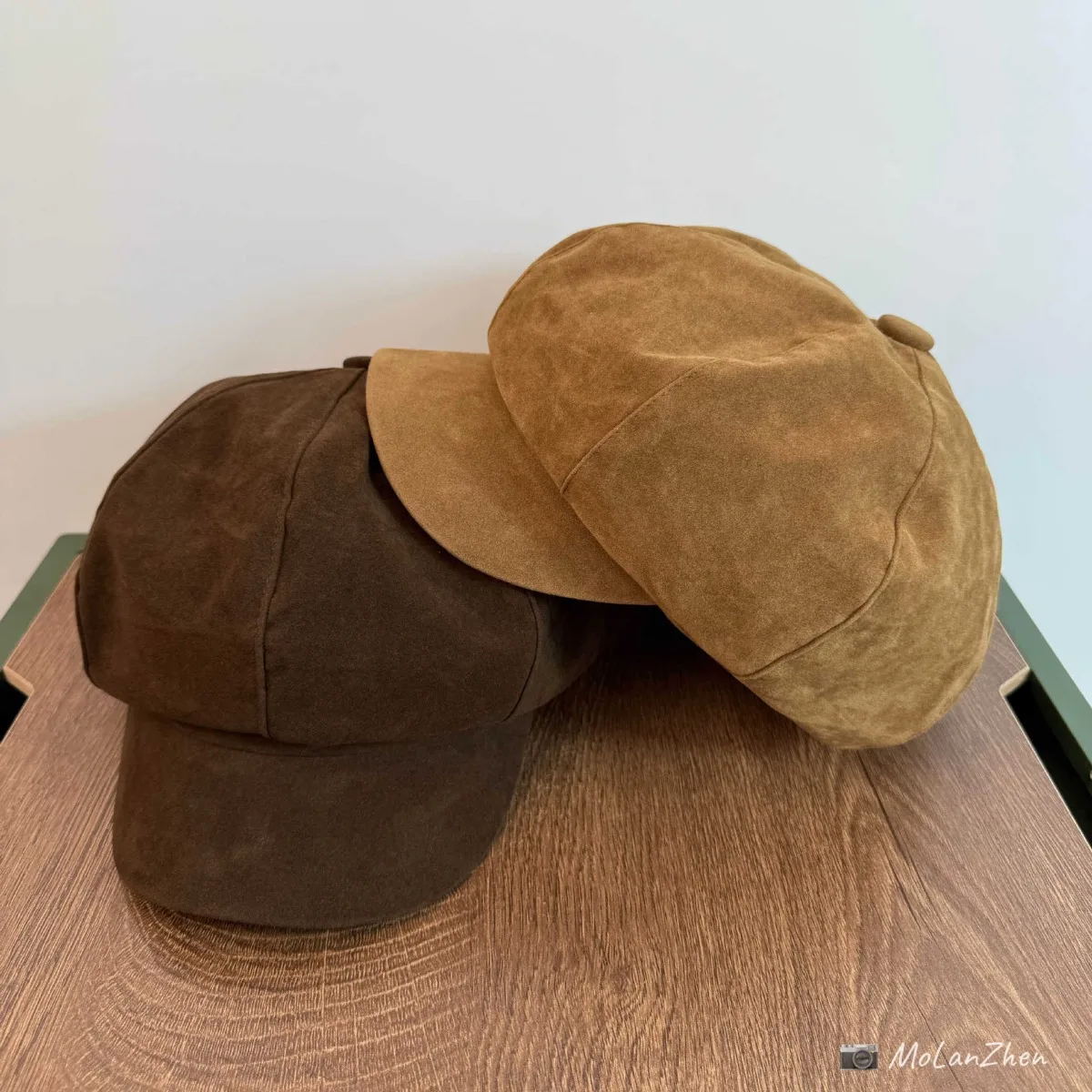 

Женские замшевые кепки газетчика — коричневые береты в винтажном стиле на осень и зиму, модные кепки таксиста с подвеской в стиле ретро