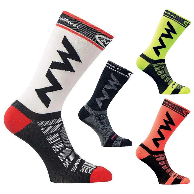 MagiMobo Mid Tube Men Outdoor Socks Nylon Breathable Running Climbing Socks Cycling Mountain Bike Basketball