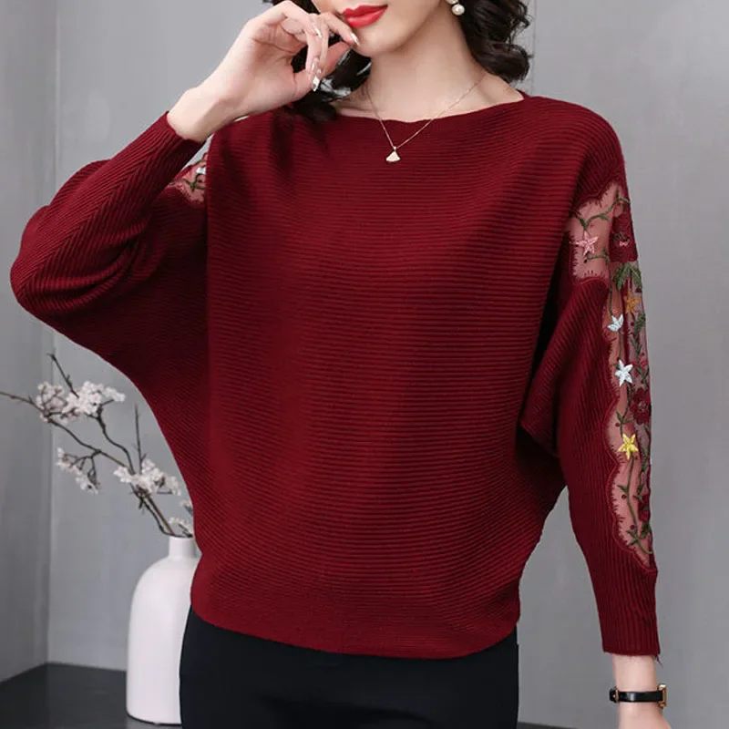 Elegant Fashion Embroidery Spliced Batwing Sleeve Knitted Top Solid Color Female All-match Loose T-shirt Women's Clothing L154