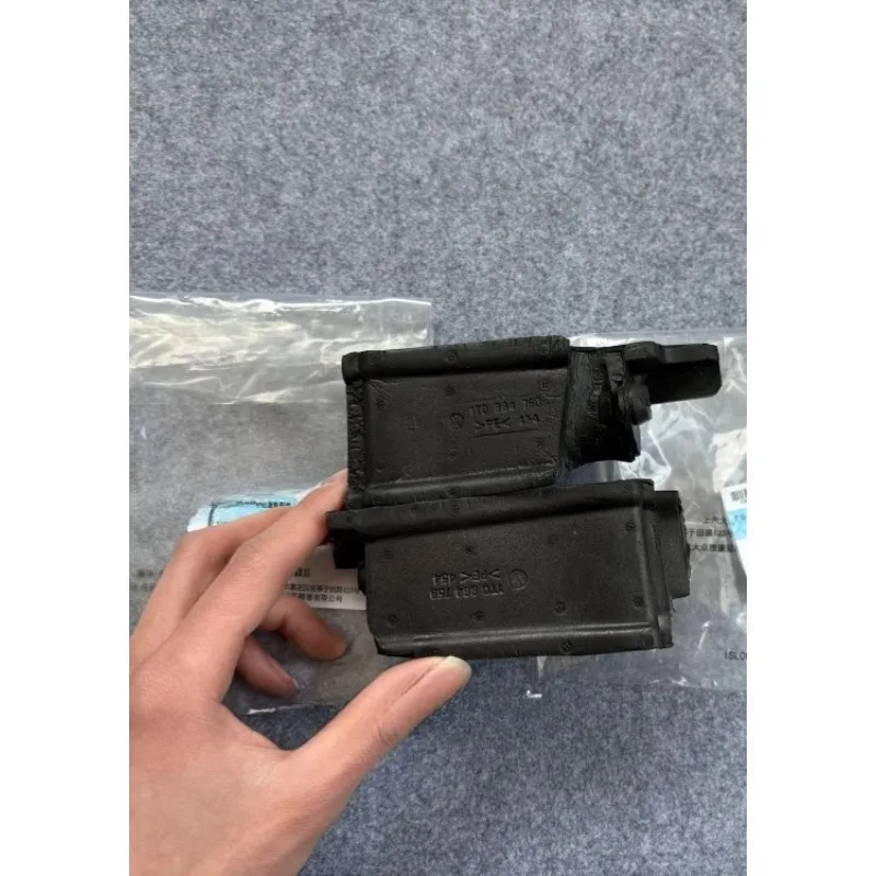 

Пена на капоте для Volkswagen Touran 2011-2015 гг.