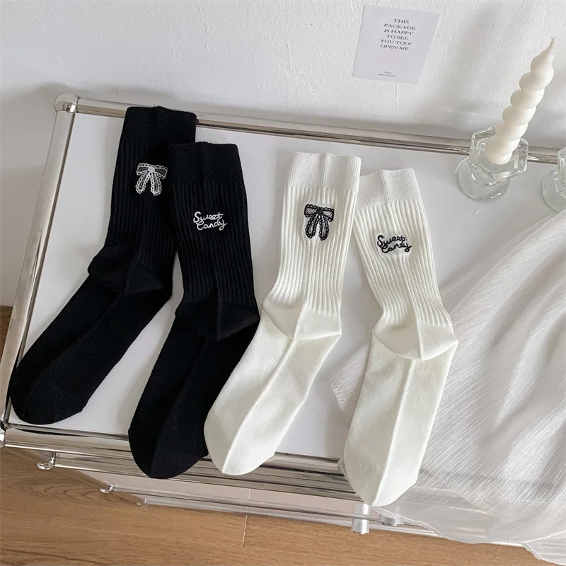 

Носки Woenn, новые модные милые асимметричные длинные дизайнерские носки с вышивкой и бантом, носки Kawaii для девочек, повседневный стиль