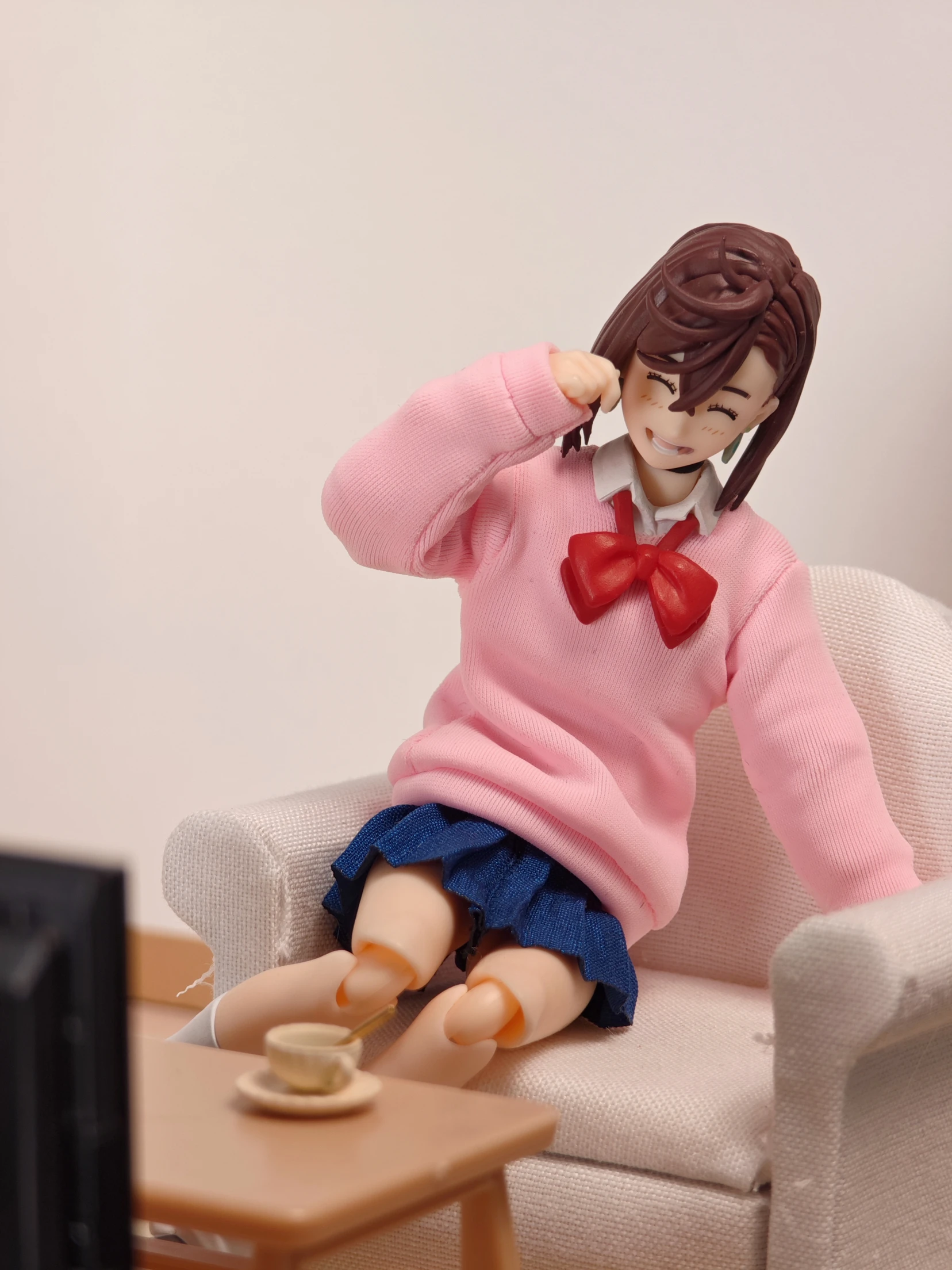 IN STOCK DIY SWEATER AND MINISKIRT FIT SHF SH FIGUARTS MOMO ACTION figures anime model toys figura collection gifts