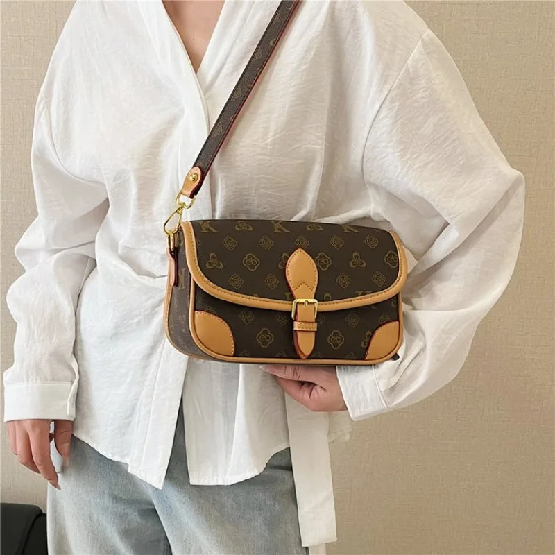 High-End Minimalist Designer Diaper Bag Luxury Tote For Women Elegant Leather Stylish Large Capacity Crossbody Handbag
