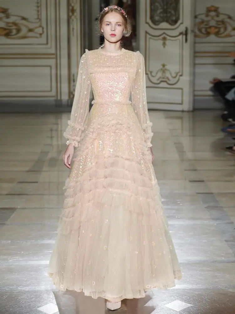 Abito in rete da donna 2025 Paillettes color primaverile Increspato Puffato Orlo grande Prospettiva Abiti lunghi da donna di design stile principessa