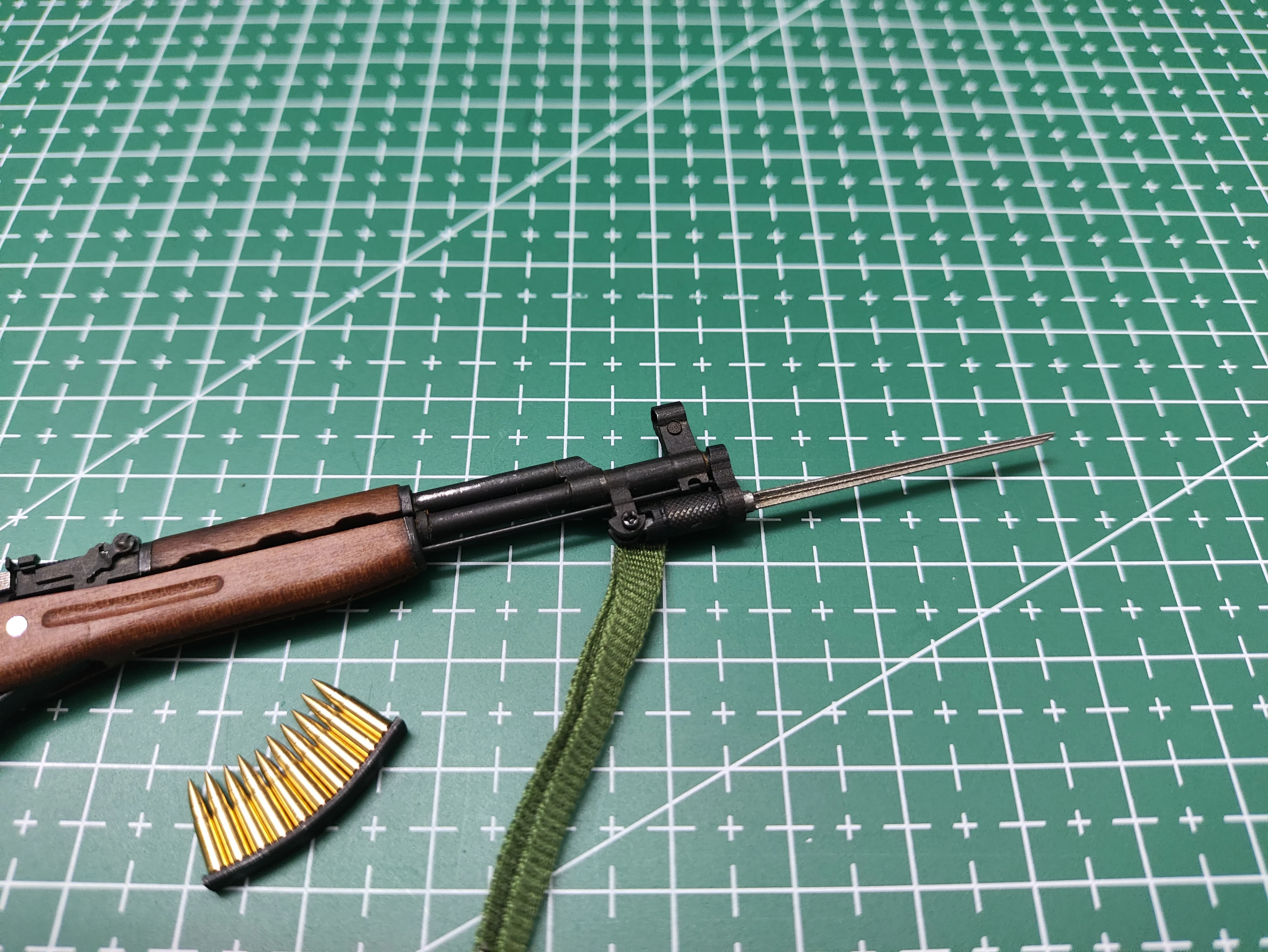 1/6 Miniature Model Handmade AK47 SKS Rifle Metal Wood Detachable Micro Scale Military Display for Action Figure