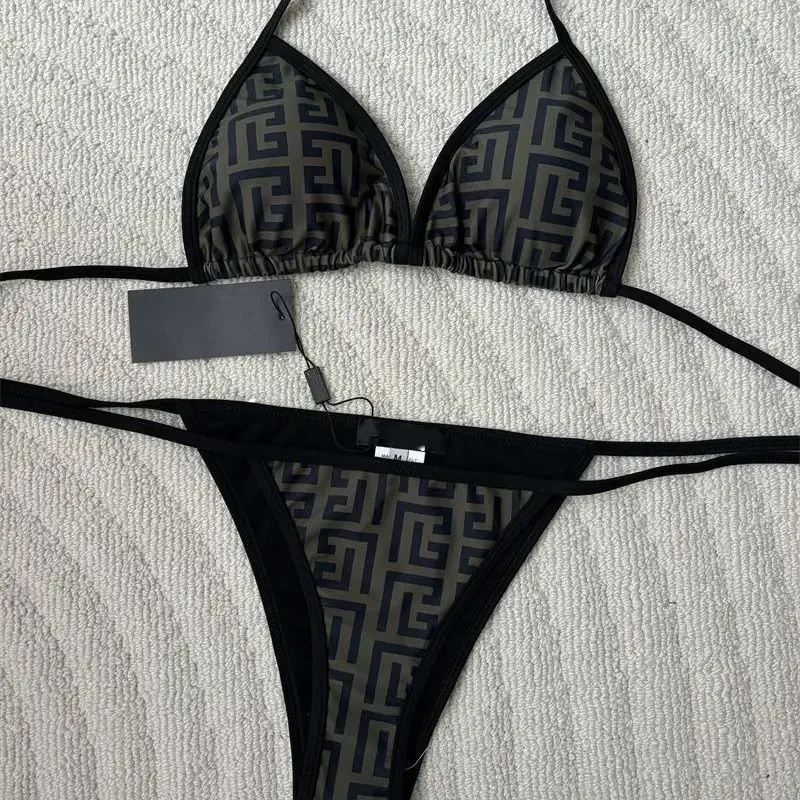 

2026 Fashion beach casual women's two-piece swimsuit set sexy backless halter print swimsuit set Gathering Small Chest Slimming