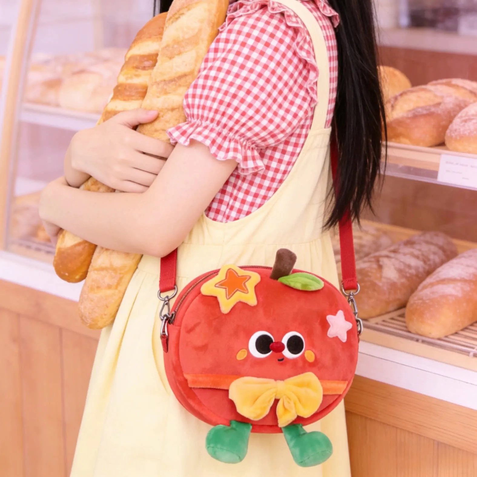 

Soft Girl Original Sweet and Cute Plush Red Apple Lolita Messenger Thin Girl Mobile Phone Messenger Bag Gift Girl