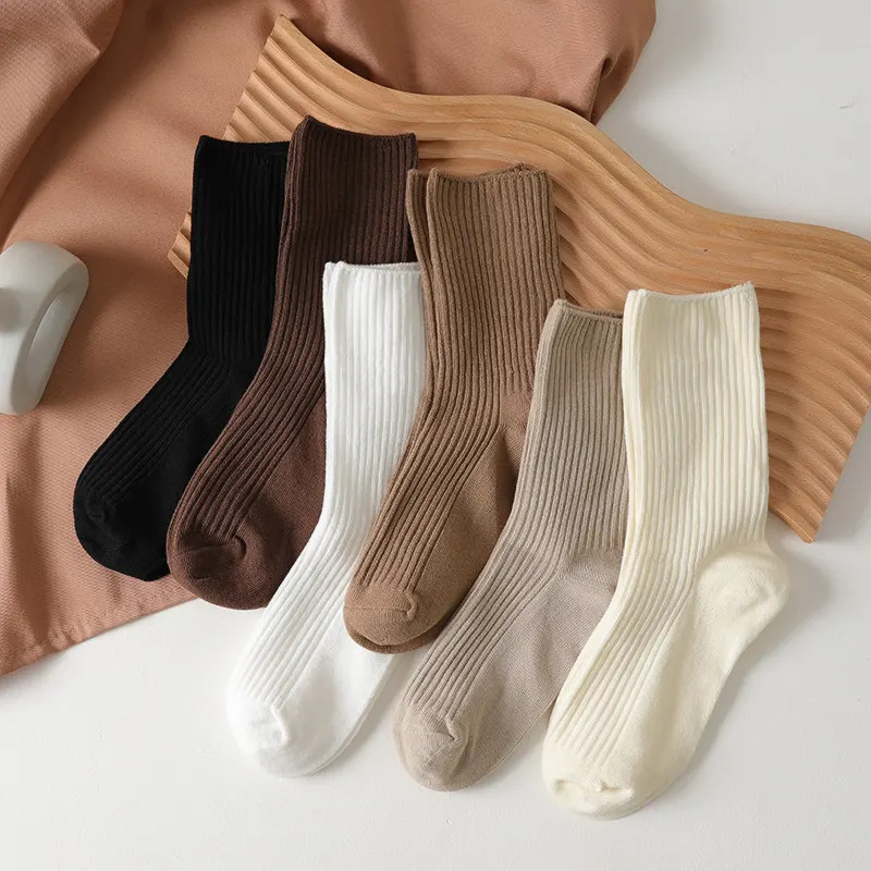 New Japanese Solid‑Color Women's Casual Socks 5 Pairs Set Simple Autumn Medium‑Length Women's Socks