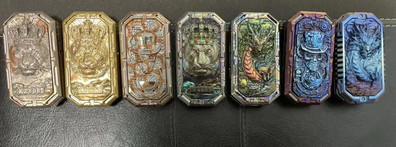 Used EDC Customer Exclusive Customization, Liu Chu Push Brand with Knife Pendant Four. High-end, High-gloss Translucent Effect