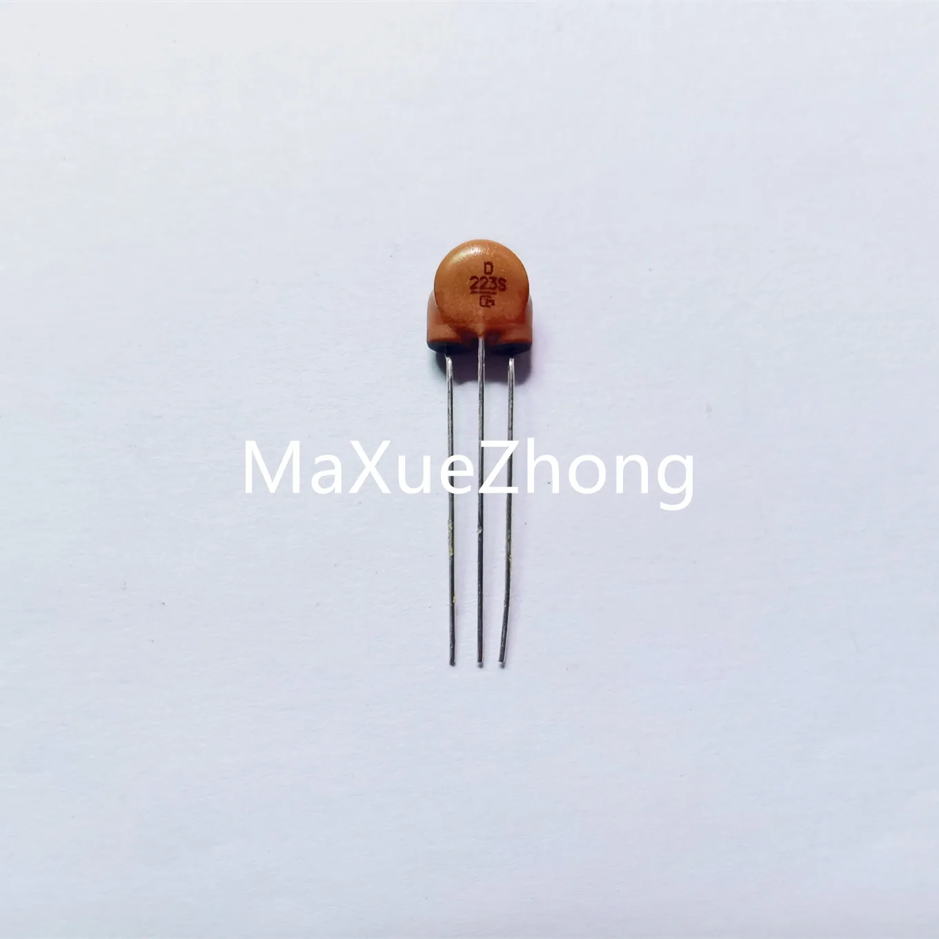 Original New 100% DSS9ND31H223Q55B Quiet Noise Three-Terminal Filter Capacitor D223S 50V (Inductor)
