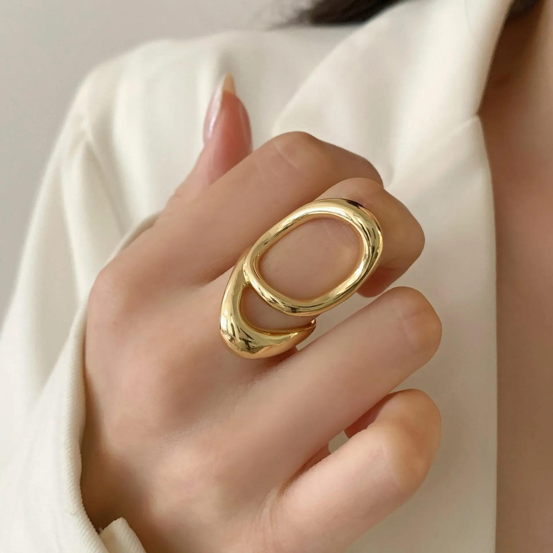 VENTFILLE 925 Sterling Silver Sweet Cool Hollowed-out Ring For Women Temperament Party Gift Jewelry luxury Dropshipping