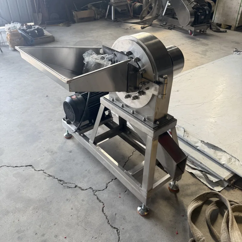 Stainless steel tooth claw crusher small extruded corn flower mill sugarcane husk brown sugar chunk grinder