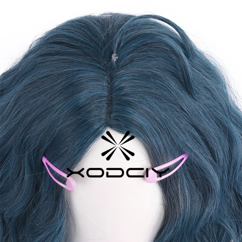 Krótka, kręcona peruka do cosplay Włosy syntetyczne Halloween Anime Kostium kreskówkowy Peruka imprezowa ze spinką do włosów