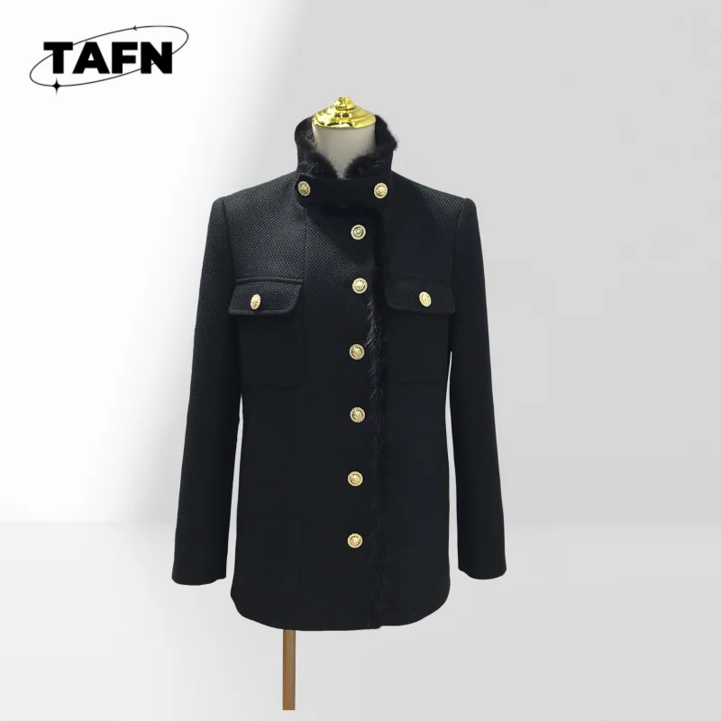 

Удобный женский пиджак для официального и повседневного использования. Мужской пиджак в деловом стиле. Удобный и стильный AJ1851