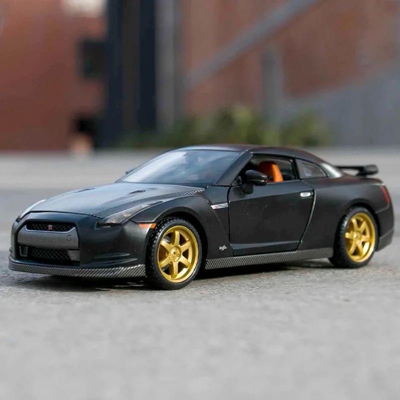 

1:24 simulation supercar model alloy car model