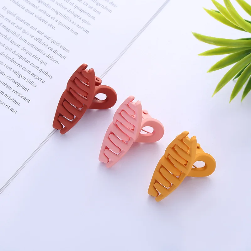 Barrettes en épingle à cheveux pour femmes et filles, petite pince en résine sauvage givrée de 4.5cm, accessoires pour couvre-chef, vente en gros, nouvelle mode