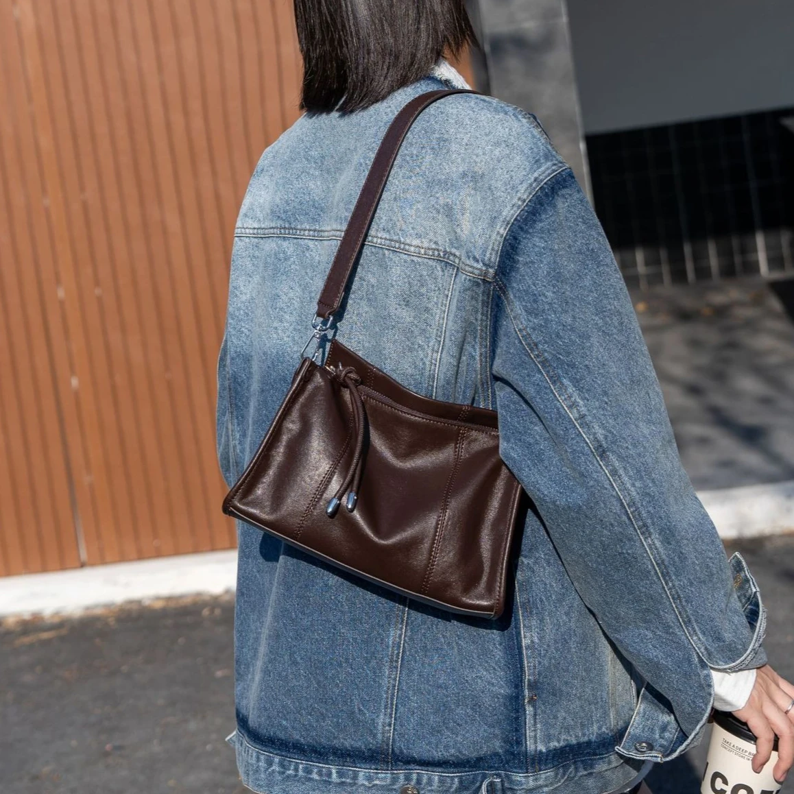 

2026 New Vegetable Tanned Leather Bag for Women, Retro Full Grain Cowhide Ladies Shoulder Crossbody Bag, Versatile Daily Purse