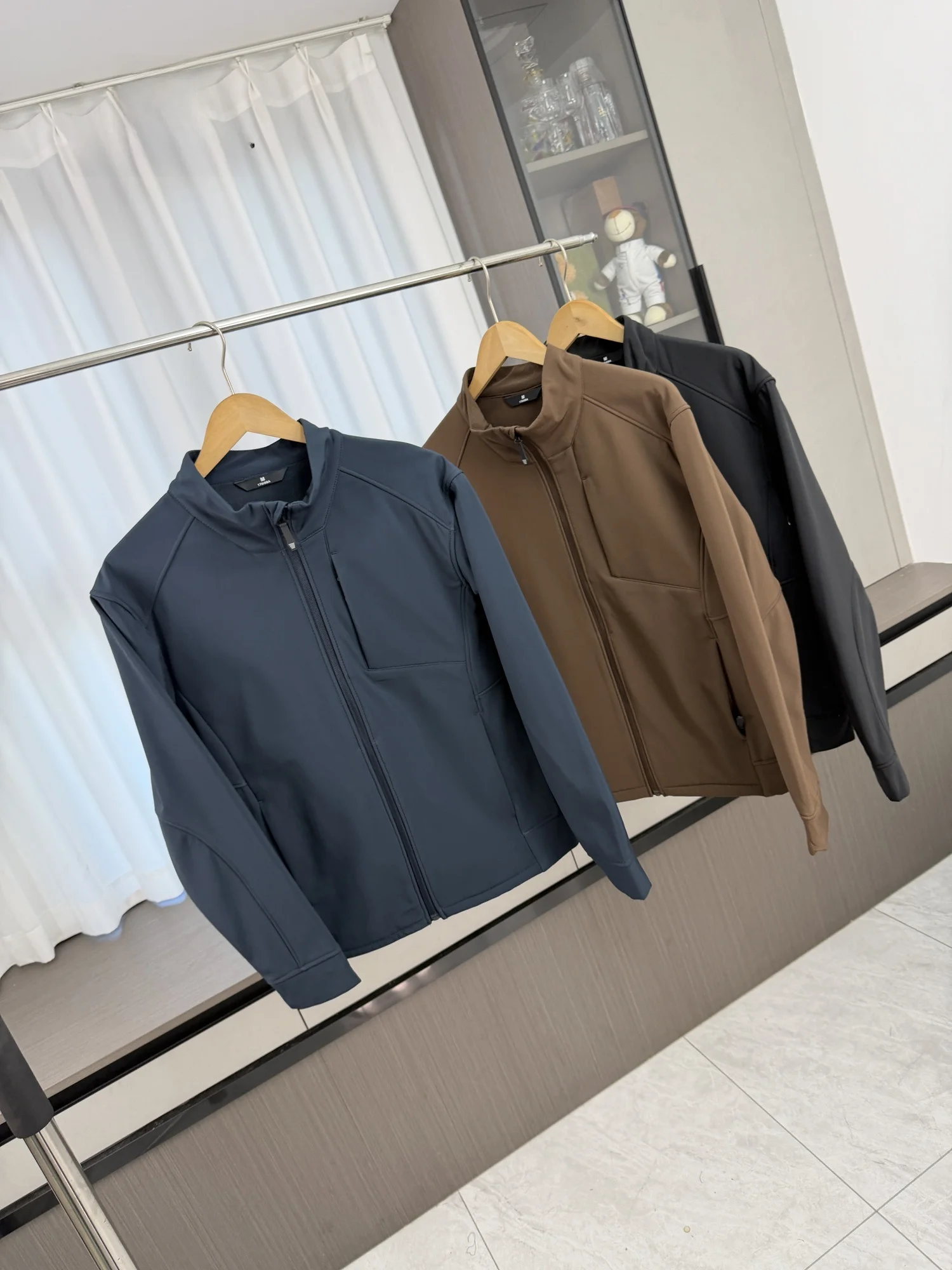 Outdoor Mountain Series Men's Fashion Jacket Stand Collar Fleece Anti-Wind Waterproof Casual Coat Autumn Winter Urban Style