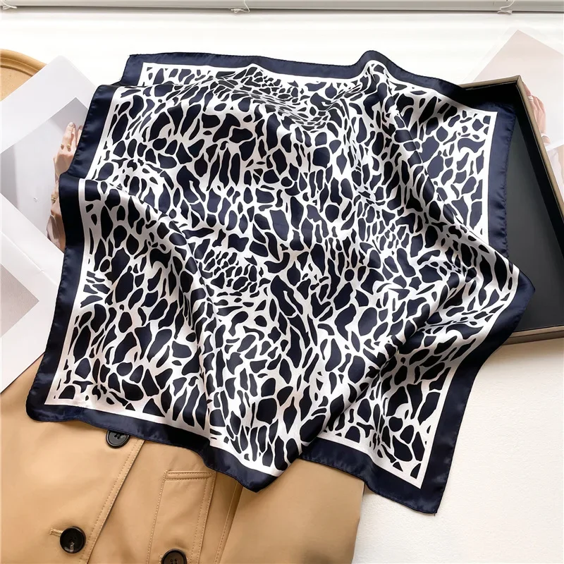 

Luxury Silk Scarfs Square Scarf Leopard Print Kerchief Scarves Bandanna Wraps Scarf Decoration Shawl 60X60CM