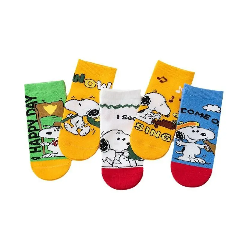 5 Paar Snoopy New Style Kindersocken Mittelhoch Frühling Sommer Cartoon Design Jungen Mädchen Baby Weiche Baumwollsocken Säuglingsgeschenke