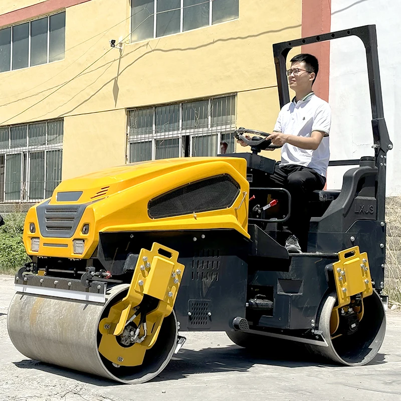 2.5 طن 3 طن 4 طن آلة الضاغطة الصناعية الهيدروليكية تهتز الأسفلت سعر الأسطوانة الطريق للبيع