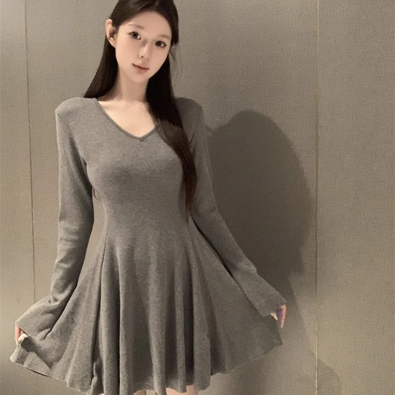 Ele Pure Desire Sexy Long Sve V-Ne Camada de base que pega a cintura Dr Outono Inverno Novo Sle Feminino Faion Dr