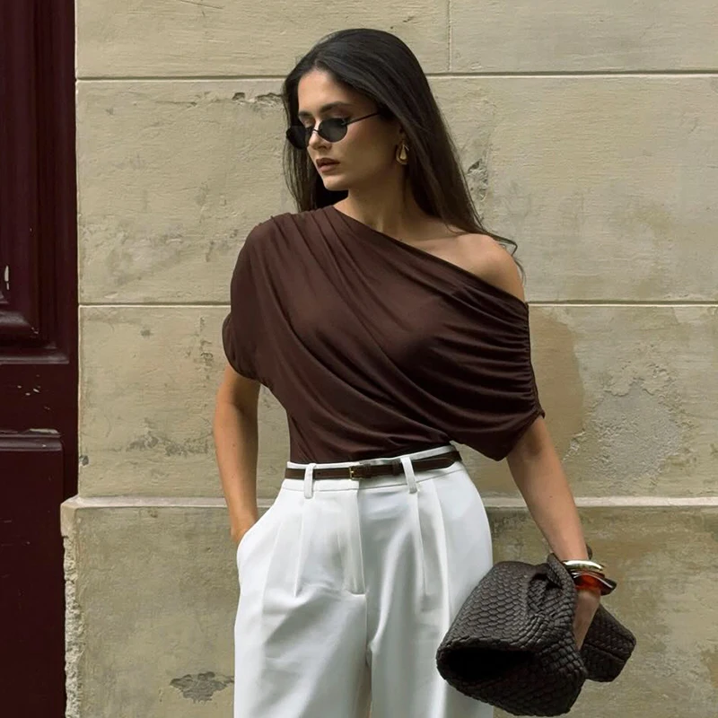 Versatile solid color pleated sloping shoulder waist short sleeved T-shirt wholesale