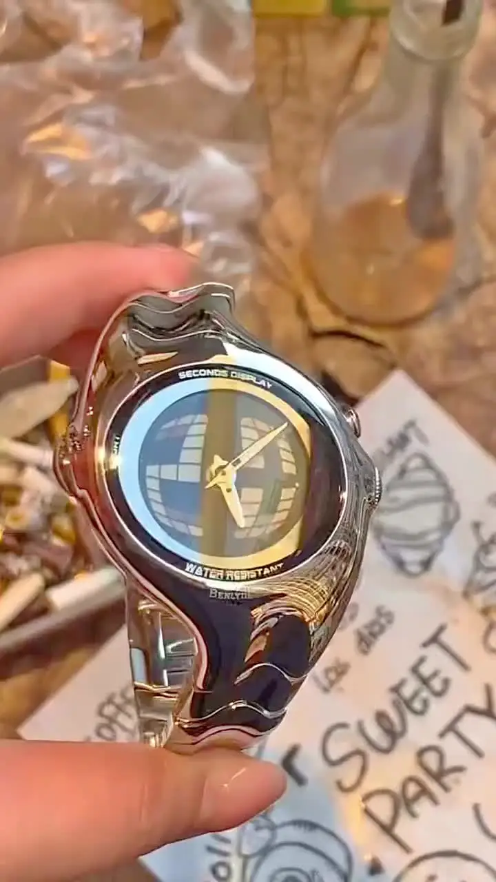 BENLYDESIGN GL570 Y2K Retro Digital Watch for Men BigTic Style