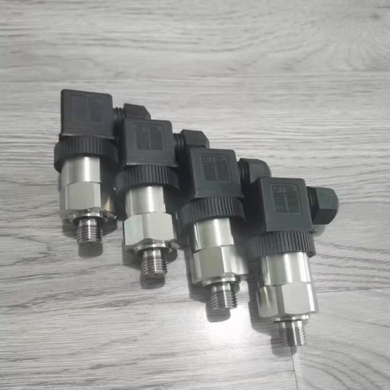 0-250Bar machine pressure sensor 0-10V 1-6V servo pressure transmitter 0-400bar