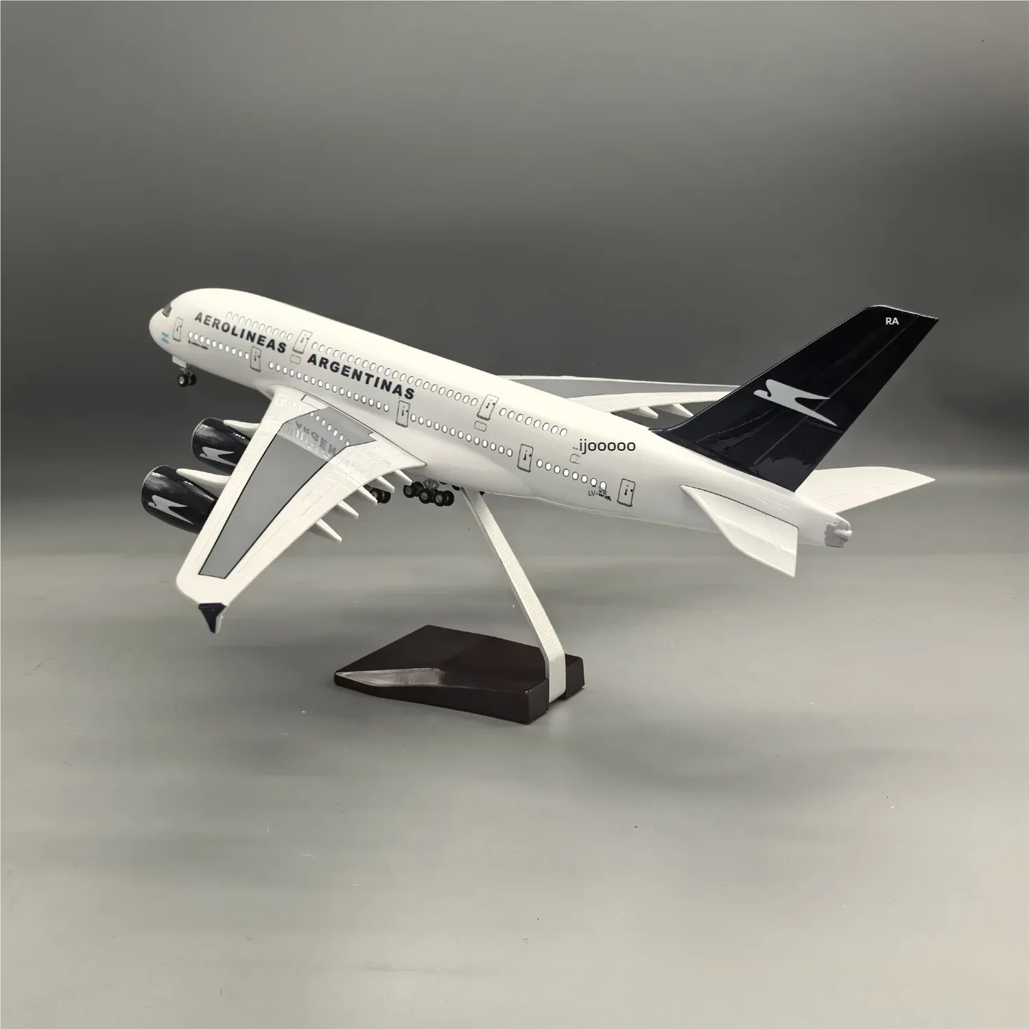 1:160 Scale Aircraft Model 46cm Argentina A380 Model Airplanes Diecast Resin With Led Lights Stand & Wheel Aviation Gift