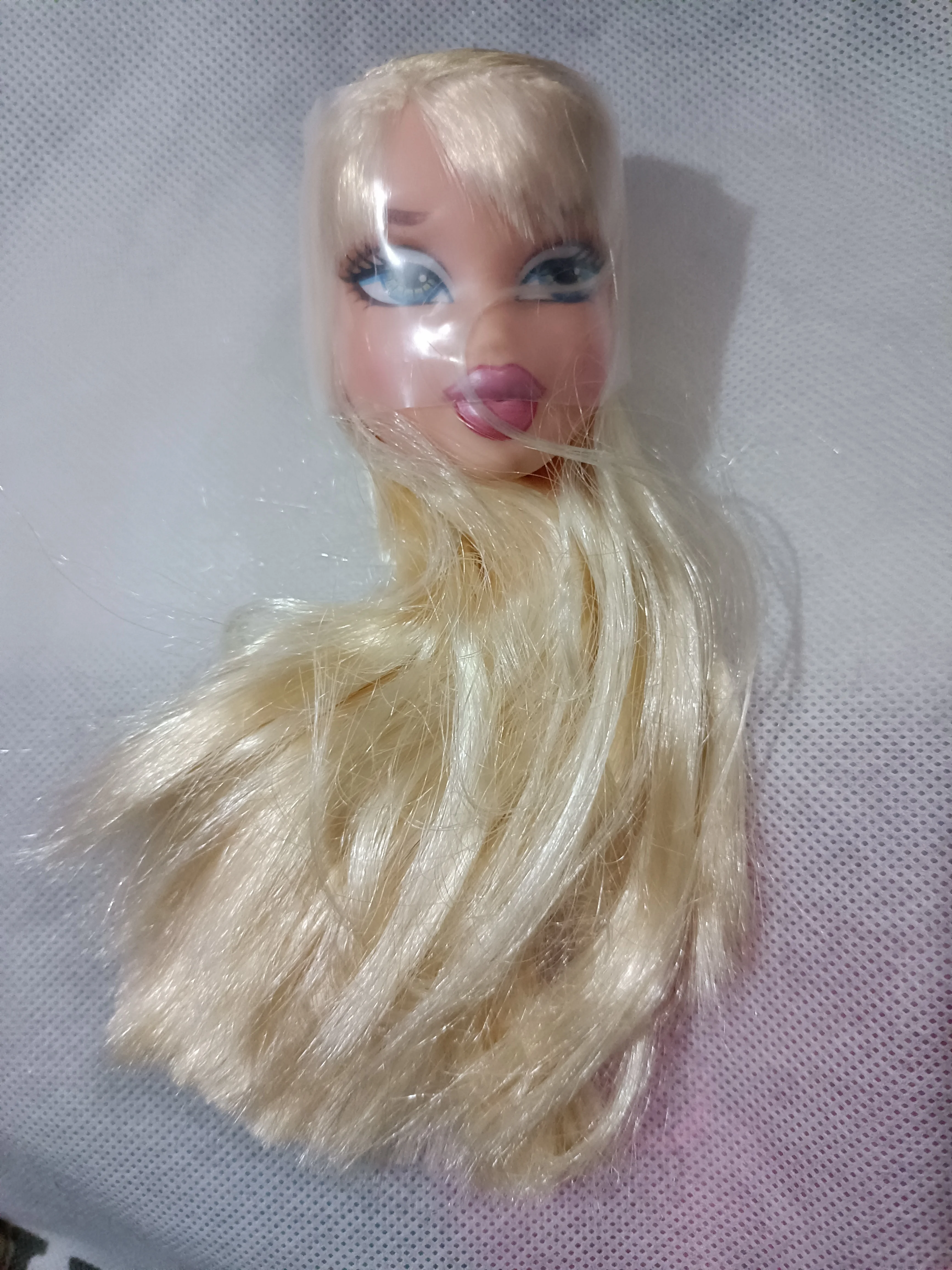 original  doll with only head cute bartz black white 27cm dongcheng