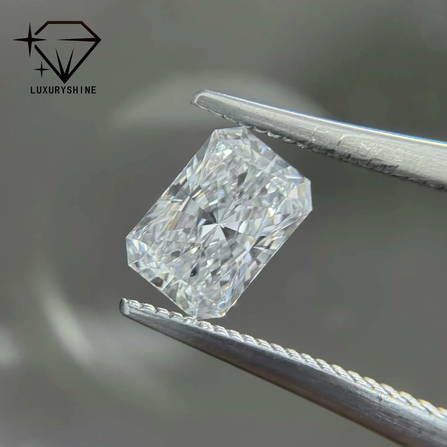 LuxuryShine VVS2 مختبر نمت الماس 1ct 2ct 3ct 4ct 5ct الماس فضفاض مشع قطع D-F اللون مع شهادة IGI مجوهرات مخصصة