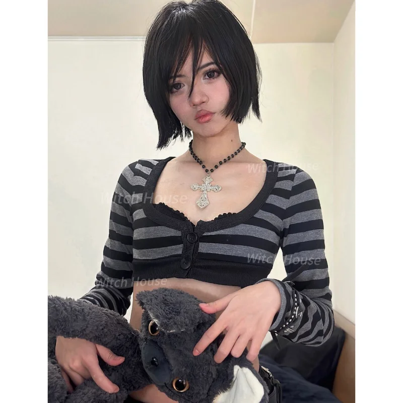 Women's Retro Striped Crop Top Button up Long Sleeve Low Neck Tight Fit Casual T-Shirt Fashionable Autumn 2025 Style