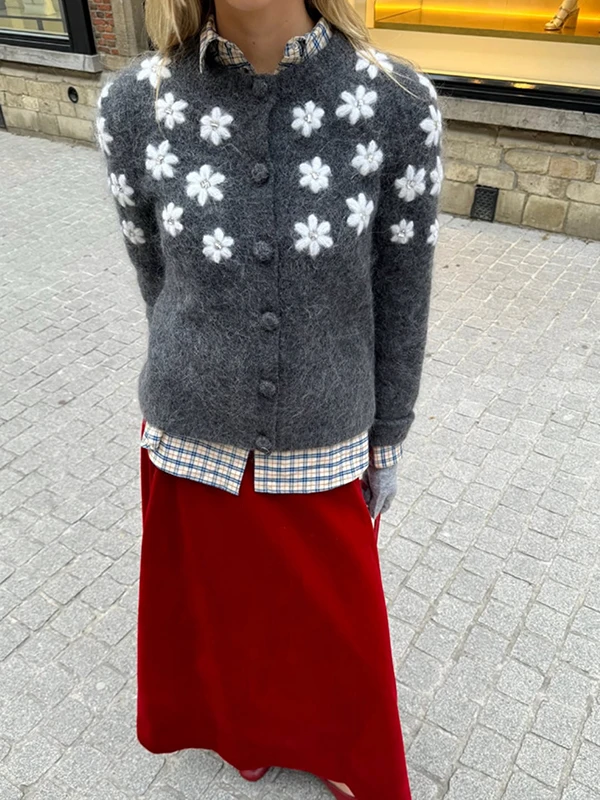

Artistic Early Spring 2026 Women's Knitted Soft Open Cardigan round Neck Color Block 3D Crochet Floral Commute Fashion
