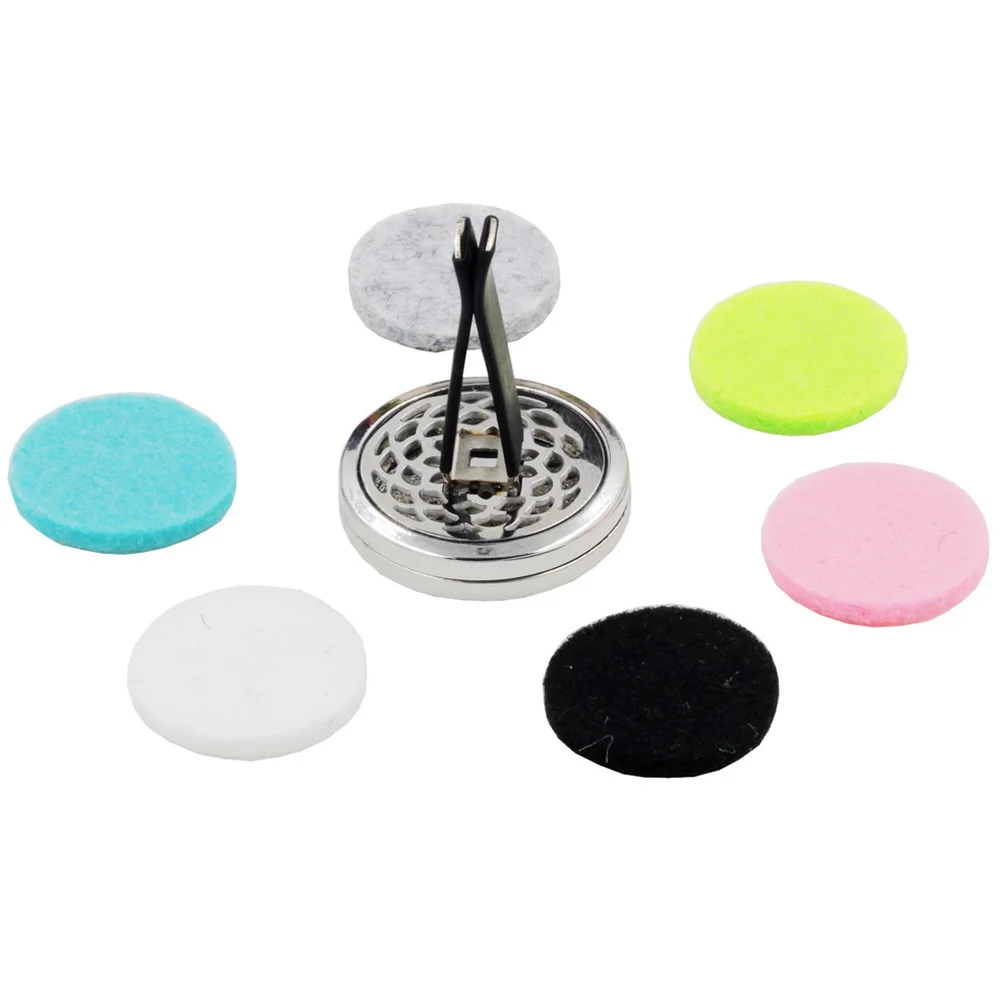 2Pcs Car Air Freshener Diffuser Clip Round Shape Mini Aromatherapy Vent Clip Car Perfume Locket Eliminate Smoke Odor