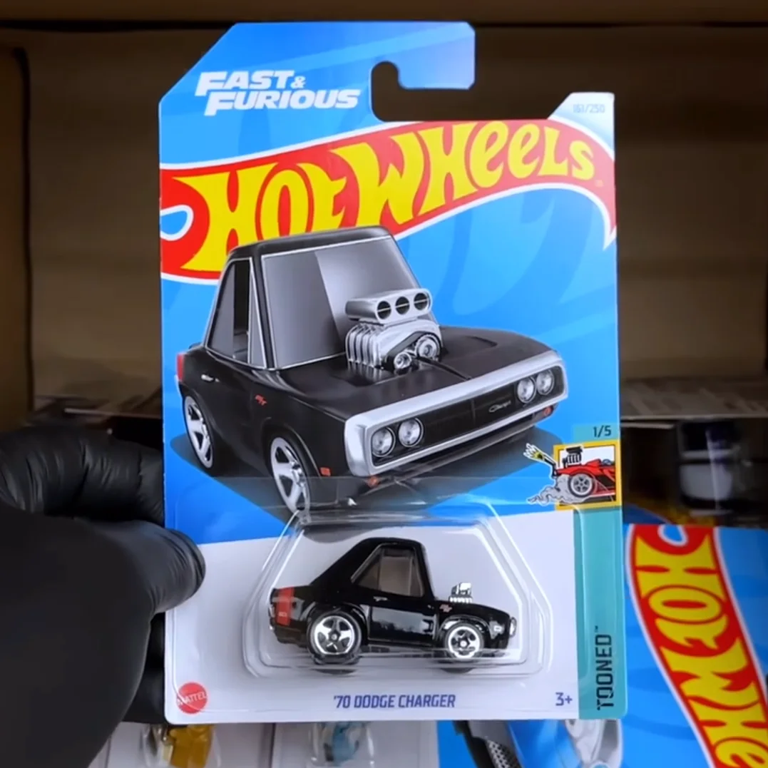 Original Hot Wheels 2024 C4982 J Case Miniatures Cars Hoteelws Model Car Hotweheels 1/64 Hotwheels Vehicle Toys Model Scale Cars