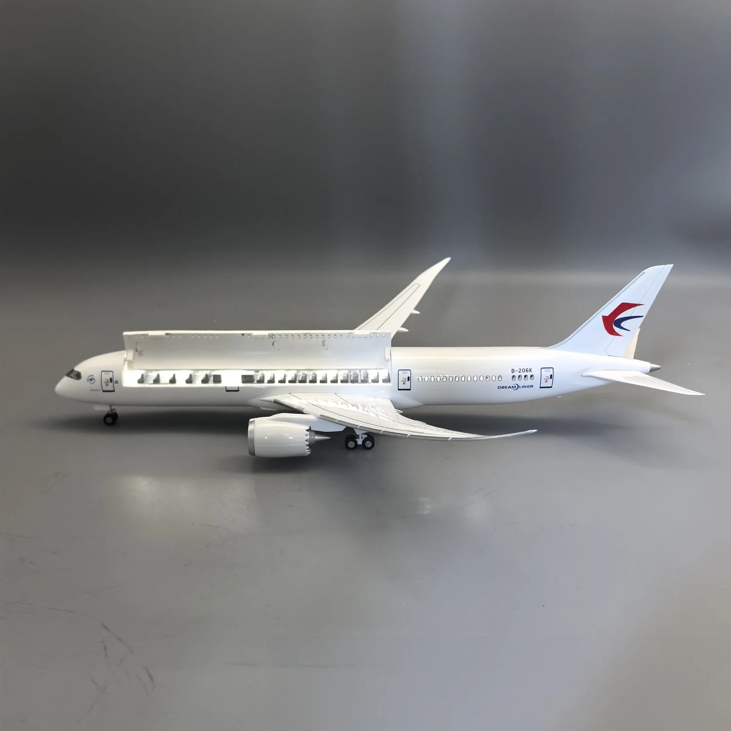 47cm Airplane Model B787-9 China Eastern Resin Assemble Aircraft 1:150 Scale Planes Hatch Can Opened For Aviation Display Gifts