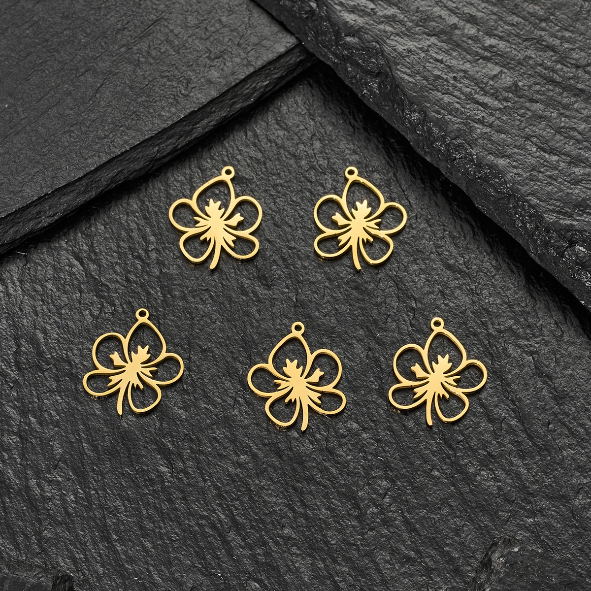 5Pcs/Lot Mini Diy Birthday Flowers Decoration Charms For Women Golden Stainless Steel Pendant Jewelry Creation Party Gifts