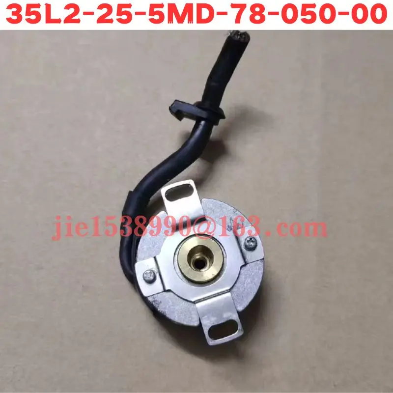 Used Encoder 35L2-25-5MD-78-050-00 Normal Function Tested OK