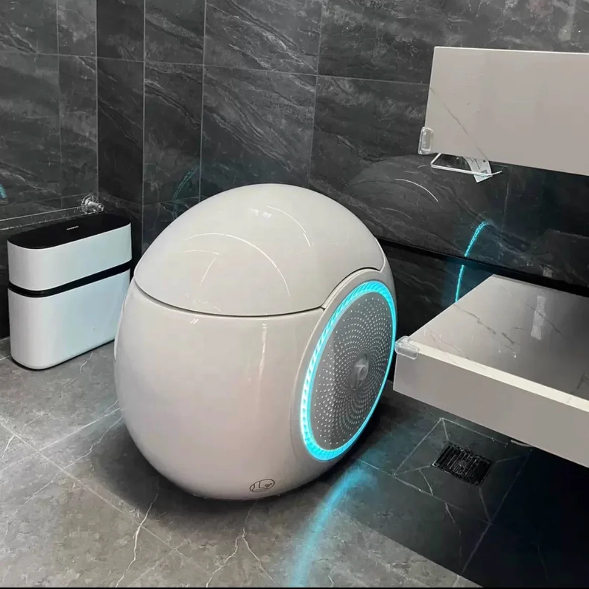 Cute Mini Egg-Shaped Smart Toilet With Remote Control Fully Automatic UV Integrated Siphon Seat Heating P-Trap S-Trap Small Size