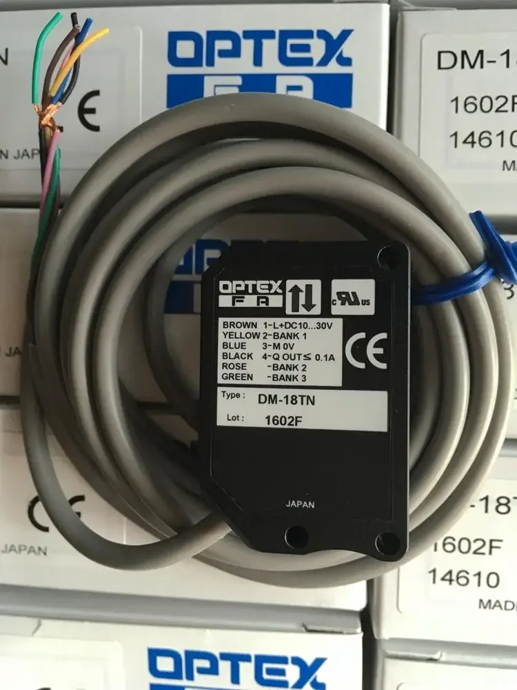 

New original Optex color detector DM-18TN