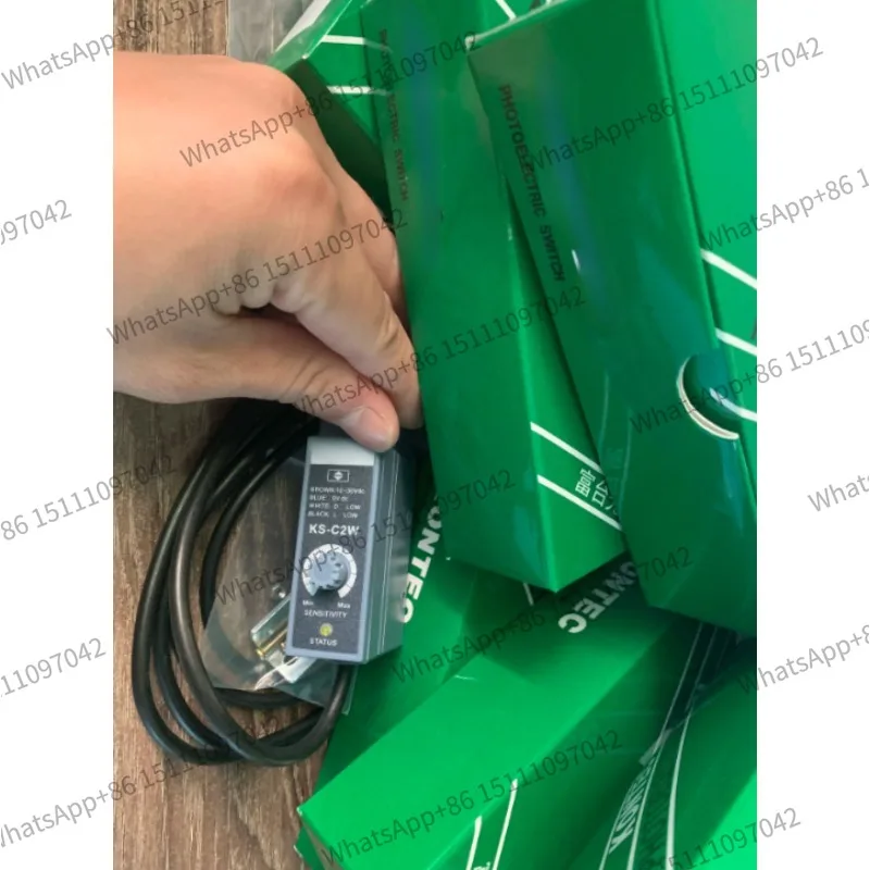 color photoelectric sensor switch Making electromechanical KS-C2W white KS-C2G green KS-C2B blue KS-C2R red KS-C2GA 12-30VDC