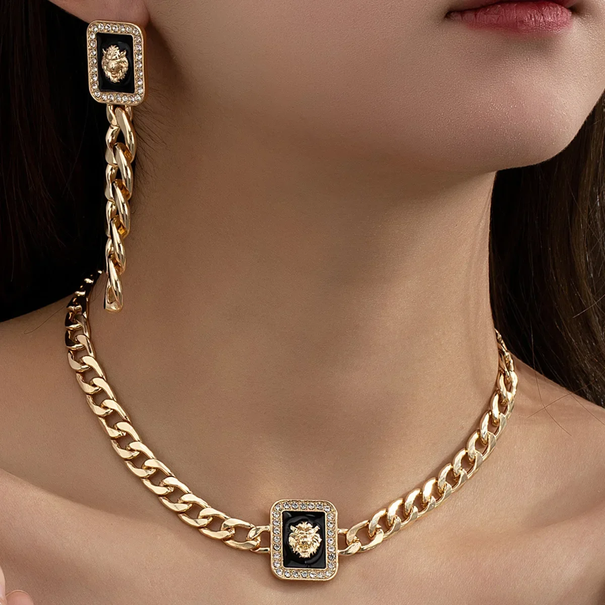 Retro Gold-plated Square Lion Head Earring Dangle for Women Punk Black Enamel Rhinestone Collarbone Chain Jewelry Set