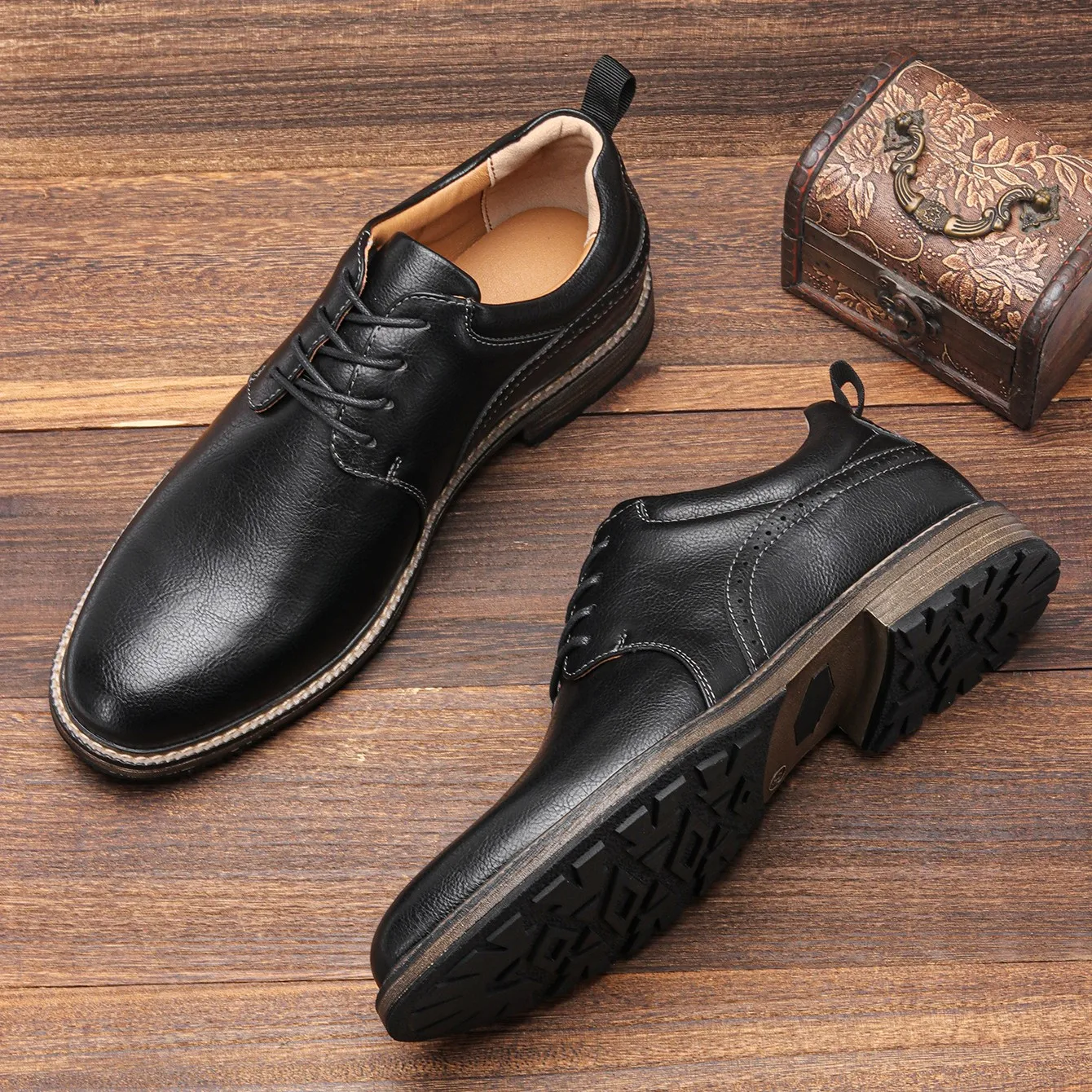 

Size 40-46 Men's Casual Leather Shoes Comfortable Fashion Brand Derby Shoes