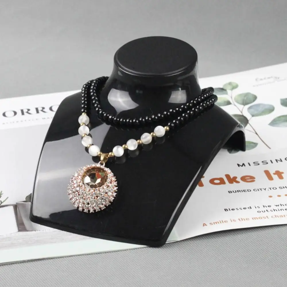 عارضة أزياء أفقية قلادة حامل الاكريليك حامل مجوهرات قلادة التمثال حامل استرخى أقراط عرض بلون