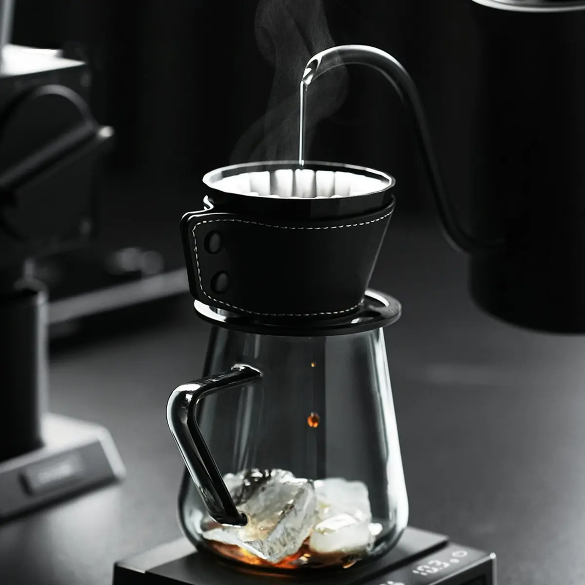 NEW Meteorite Dripper Aluminum Pour over Coffee Maker Coffee Dripper for 1-2 Cups Leather Cover Fit Cake Filter Paper