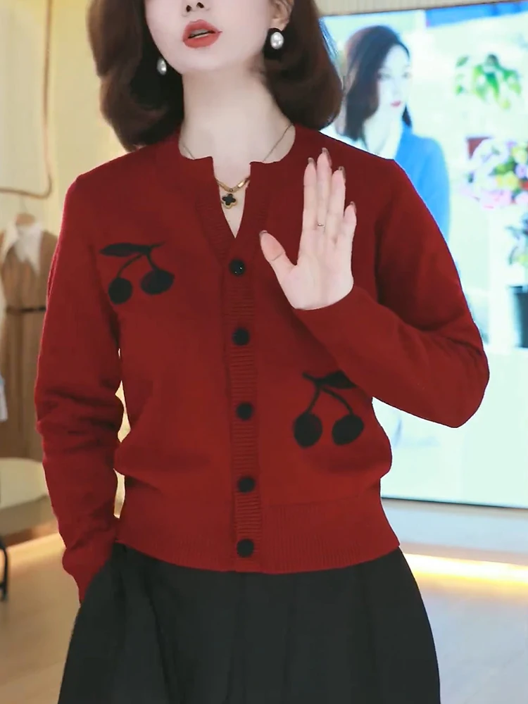 

Faionable Knitted Cisas Embroidery Cherry Design Sweater Large Size 2024 Winter Commute Sle ort Length Korean Version