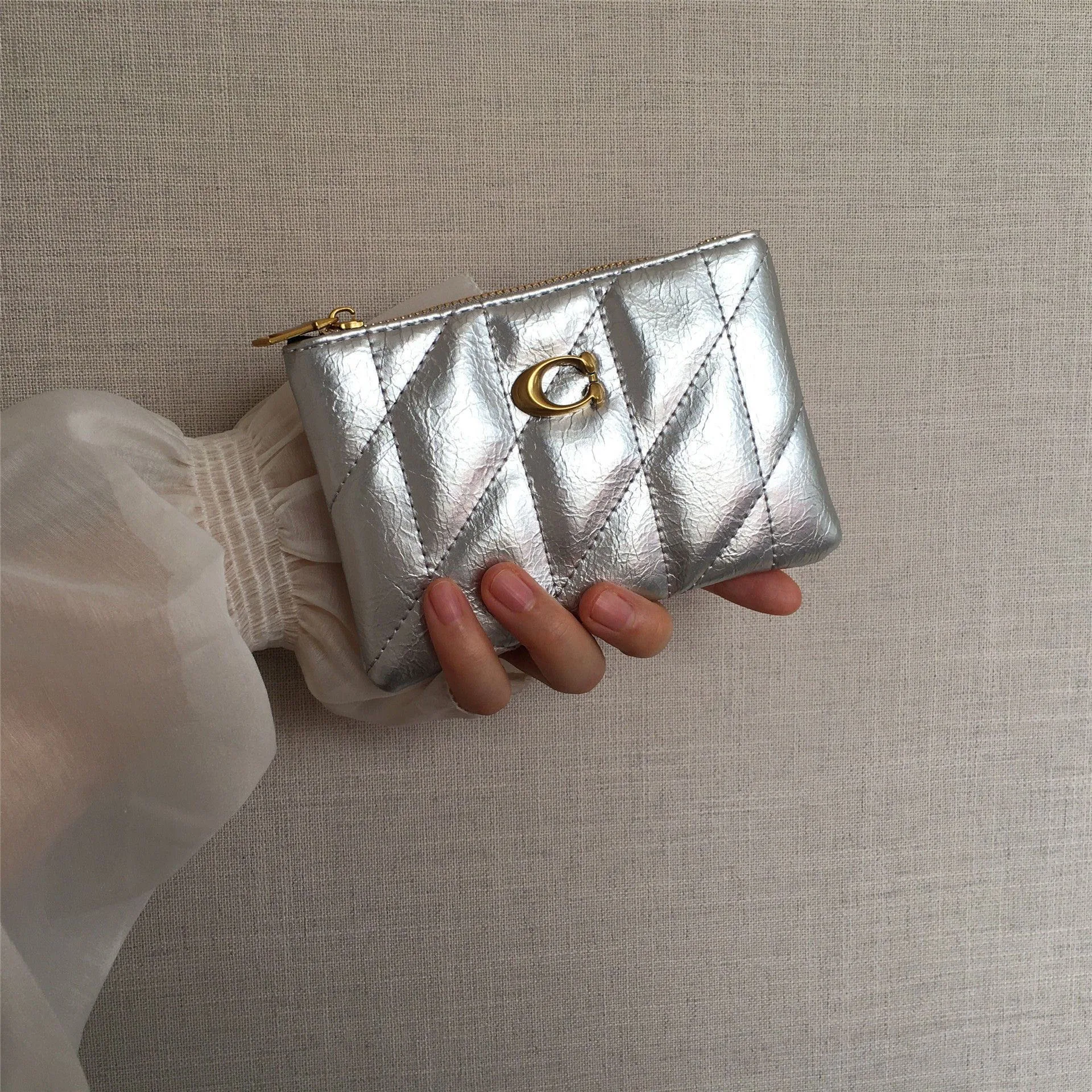 New round C coin purse, convenient 2026 new key pouch, portable 2-in-1 mini lightweight wallet